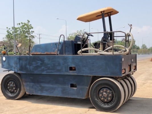 ขายรถบด 9 ล้อ SAKAI TS200 นำเข้าเองจากญี่ปุ่น สภาพสวยพร้อมใช้ มีVDOการทำงานครับ