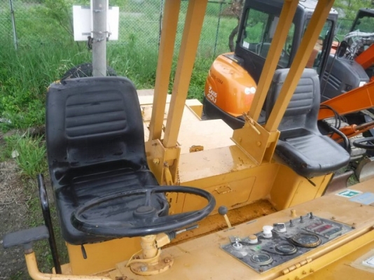 ขายรถบด 3 ล้อ DYNAPAC CS12 นำเข้าเองจากญี่ปุ่น สภาพสวยพร้อมใช้ ถึงเร็วๆนี้ครับ ขายรถบด 3 ล้อ DYNAPAC CS12 นำเข้าเองจากญี่ปุ่น สภาพสวยพร้อมใช้ ถึงเร็วๆนี้ครับ