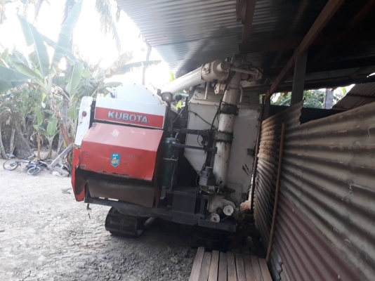 ขายรถคูบูต้า68อุ้มเอกสารทะเบียนนพร้อมโอน ขายรถคูบูต้า68อุ้มเอกสารทะเบียนนพร้อมโอน