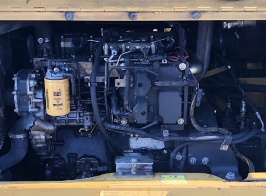 ขายรถตักล้อยาง CAT 910H ปี 2013 นำเข้าเองจากญี่ปุ่น สภาพสวยพร้อมใช้ มีVDOการทำงานครับ