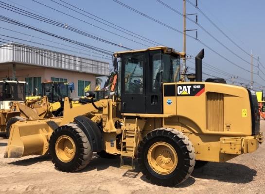 ขายรถตักล้อยาง CAT 924H ปี 2013 นำเข้าเองจากญี่ปุ่น สภาพสวยพร้อมใช้ มีVDOการทำงานครับ ขายรถตักล้อยาง CAT 924H ปี 2013 นำเข้าเองจากญี่ปุ่น สภาพสวยพร้อมใช้ มีVDOการทำงานครับ