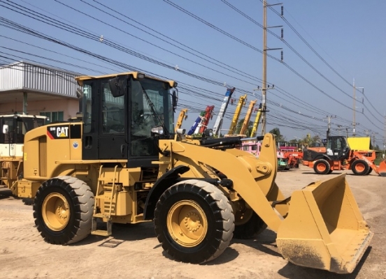 ขายรถตักล้อยาง CAT 924H ปี 2013 นำเข้าเองจากญี่ปุ่น สภาพสวยพร้อมใช้ มีVDOการทำงานครับ ขายรถตักล้อยาง CAT 924H ปี 2013 นำเข้าเองจากญี่ปุ่น สภาพสวยพร้อมใช้ มีVDOการทำงานครับ