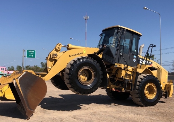 ขายรถตักล้อยาง CAT 962H นำเข้าเองจากญี่ปุ่น สภาพสวยพร้อมใช้ มีVDOการทำงานครับ ขายรถตักล้อยาง CAT 962H นำเข้าเองจากญี่ปุ่น สภาพสวยพร้อมใช้ มีVDOการทำงานครับ