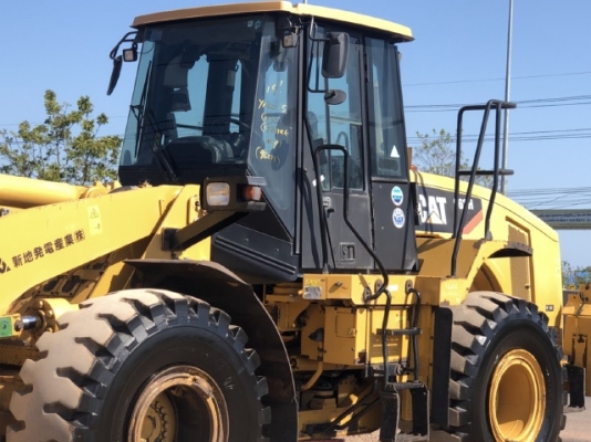 ขายรถตักล้อยาง CAT 962H นำเข้าเองจากญี่ปุ่น สภาพสวยพร้อมใช้ มีVDOการทำงานครับ ขายรถตักล้อยาง CAT 962H นำเข้าเองจากญี่ปุ่น สภาพสวยพร้อมใช้ มีVDOการทำงานครับ