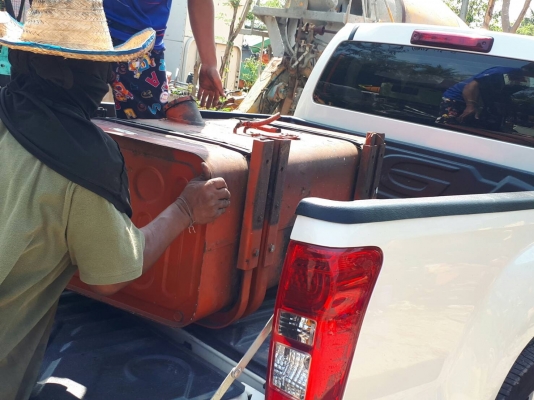 ส่งถังน้ำมัน สำหรับรถบรรทุก สวยๆ ขึ้นรถให้ลูกค้าจาก กทม ครับ ขอบคุณมากครับ ส่งถังน้ำมัน สำหรับรถบรรทุก สวยๆ ขึ้นรถให้ลูกค้าจาก กทม ครับ ขอบคุณมากครับ