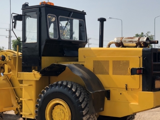 ขายรถตักล้อยาง KAWASAKI KLD80Z (เทียบเท่า WA350) นำเข้าเองจากญี่ปุ่น สภาพสวยพร้อมใช้ มีVDOการทำงานครับ ขายรถตักล้อยาง KAWASAKI KLD80Z (เทียบเท่า WA350) นำเข้าเองจากญี่ปุ่น สภาพสวยพร้อมใช้ มีVDOการทำงานครับ