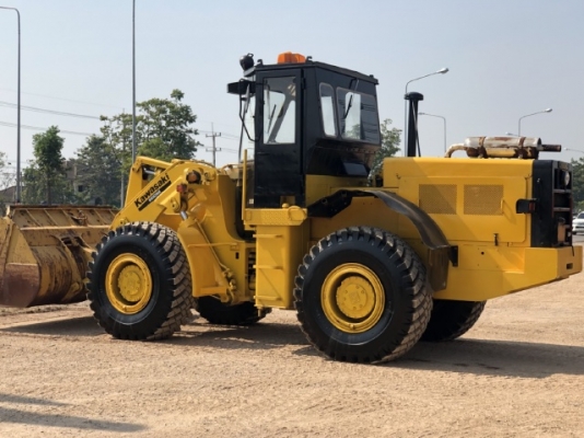 ขายรถตักล้อยาง KAWASAKI KLD80Z (เทียบเท่า WA350) นำเข้าเองจากญี่ปุ่น สภาพสวยพร้อมใช้ มีVDOการทำงานครับ ขายรถตักล้อยาง KAWASAKI KLD80Z (เทียบเท่า WA350) นำเข้าเองจากญี่ปุ่น สภาพสวยพร้อมใช้ มีVDOการทำงานครับ