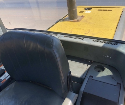 ขายรถตักล้อยาง KOMATSU WA100-3 นำเข้าเองจากญี่ปุ่น สภาพสวยพร้อมใช้ มีVDOการทำงานครับ ขายรถตักล้อยาง KOMATSU WA100-3 นำเข้าเองจากญี่ปุ่น สภาพสวยพร้อมใช้ มีVDOการทำงานครับ