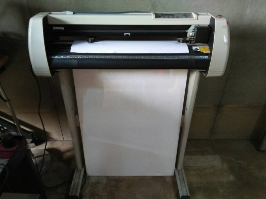 เครื่องตัดสติกเกอร์ ขนาด 63 cm.