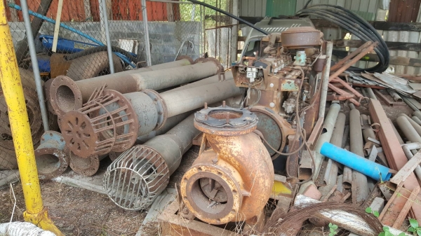 ขาย เครื่องสูบน้ำ ปั้มขนาด 8 นิ้ว เครื่องยนต์ ISUZU 6 สูบ มีท่อต่อให้อีก 7 ท่อน ราคาต่อรองได้ ขาย เครื่องสูบน้ำ ปั้มขนาด 8 นิ้ว เครื่องยนต์ ISUZU 6 สูบ มีท่อต่อให้อีก 7 ท่อน ราคาต่อรองได้