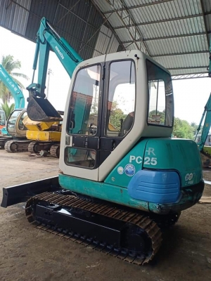 ขายจ้า KOMATSU PC25-1E เก่านอกแท้ สภาพสวย เดิมๆๆ เครื่องดำ ใช้งานมาน้อย โทร 089-3818694 จ๊อย