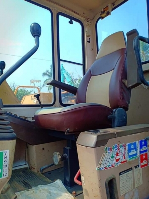 ขายจ้า.KOMATSU PC60-6 เก่านอกแท้  สภาพสวย ใช้งานมาน้อย ลองระบบกันได้ทุกวัน โทร 089-3818694 จ๊อย