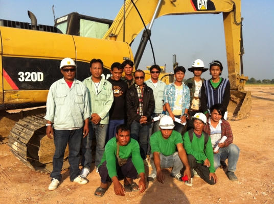 รับฝึกอบรมพนักงานขับและซ่อมดูแลซ่อมเครื่องจักรกลหนัก