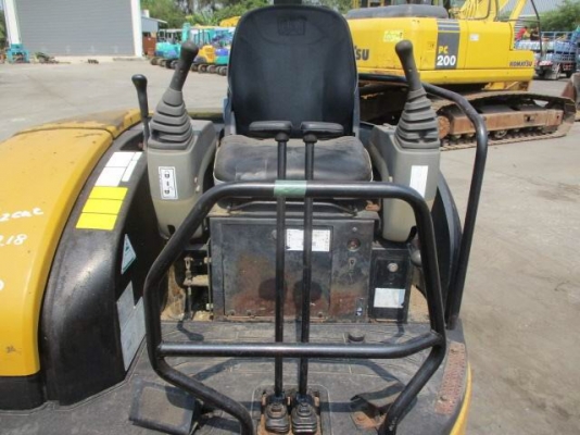 ‼️ มาแล้วรถขุดเก่านอกยอดนิยม ‼️ CAT 303CR ขนาด PC-30 รถเก่านอกแท้100\%  #มีลายหัวแย็ก (คอลโทนสั้นปั๊มนิ้ว) เครื่องดี ระบบไว รถพร้อมใช้งาน เอกสารใบอินวอยครบ             ???? ราคา 430,000  ต่อรองได้???? ☎️ สนใจติดต่อ 096-3268553 (สถิตย์พันธ์) ???? ID LINE 09