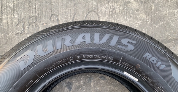 ยางใหม่ป้ายแดง 195-15 Bridgestone ปี 19 ตุ่มเป้ง เส้นสีชัด