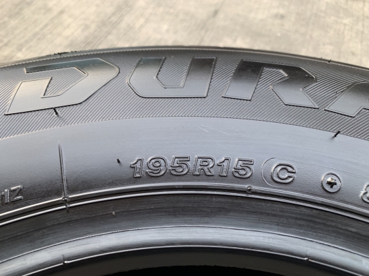 ยางใหม่ป้ายแดง 195-15 Bridgestone ปี 19 ตุ่มเป้ง เส้นสีชัด