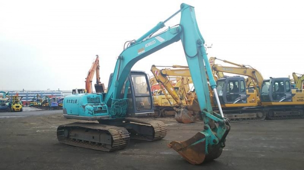ขาย รถขุด KOBELCO SK100-3 mark-v super จอล่าง นำเข้าจาก ญี่ปุ่น โทร.090-986-2521 อ๊อบ