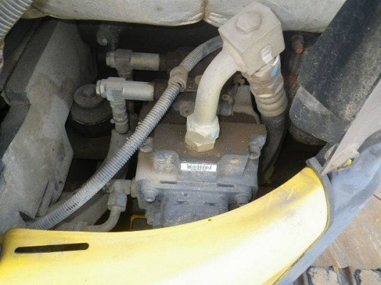 ขาย รถขุดเล็ก KOMATSU PC30MR-3 เก๋ง สวยๆ นำเข้าจากญี่ปุ่น โทร.090-986-2521 อ๊อบ