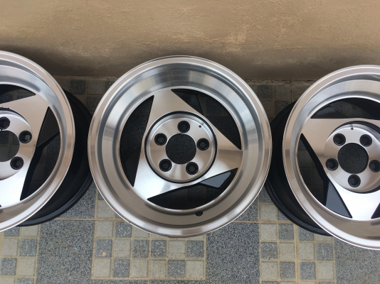 ล้อขอบ15กว้าง8นิ้ว ออฟเซต-5 ทำสีมาใหม่ 0850005579 ส่งได้ทั่วไทย ล้อขอบ15กว้าง8นิ้ว ออฟเซต-5 ทำสีมาใหม่ 0850005579 ส่งได้ทั่วไทย