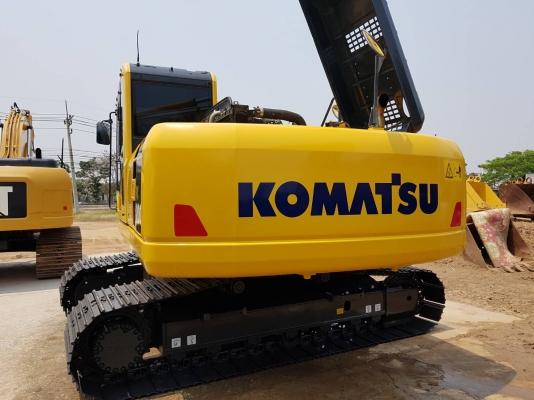 ขายด่วน!! Komatsu PC200-8MO ไมล์ 8300 สภาพสวยๆค่ะ