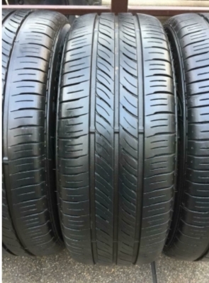 ยาง​ Dunlop​ 205 55 16 กลางปี18 ดอกเต็ม ไม่มี​ปะ​ ใช้ยาว ราคา​ไม่​แพง​