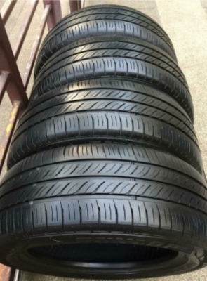 ยาง​ Dunlop​ 205 55 16 กลางปี18 ดอกเต็ม ไม่มี​ปะ​ ใช้ยาว ราคา​ไม่​แพง​