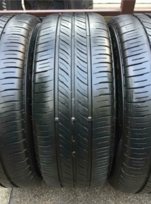 ยาง​ Dunlop​ 205 55 16 กลางปี18 ดอกเต็ม ไม่มี​ปะ​ ใช้ยาว ราคา​ไม่​แพง​