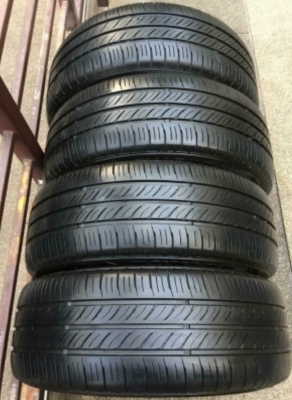 ยาง​ Dunlop​ 205 55 16 กลางปี18 ดอกเต็ม ไม่มี​ปะ​ ใช้ยาว ราคา​ไม่​แพง​