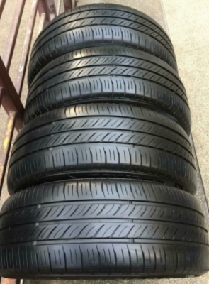 ยาง​ Dunlop​ 205 55 16 กลางปี18 ดอกเต็ม ไม่มี​ปะ​ ใช้ยาว ราคา​ไม่​แพง​