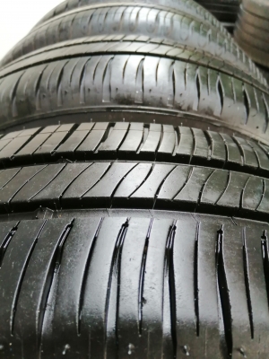 ยาง​ Michelin​ 175​ 65 15 ปี18 ดอกเต็ม ​ไม่มี​ปะ​ เนื้อ​นิ่ม​ๆ​ ใช้ยาว ราคาไม่​แพง​