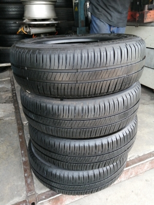 ยาง​ Michelin​ 175​ 65 15 ปี18 ดอกเต็ม ​ไม่มี​ปะ​ เนื้อ​นิ่ม​ๆ​ ใช้ยาว ราคาไม่​แพง​