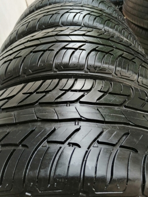 ยาง​ BF​ Goodrich​ 185​ 60 15 ปี18 ดอกเต็ม ​ไม่มี​ปะ​ เนื้อ​นิ่ม​ๆ​ ใช้ยาว ราคาไม่​แพง​
