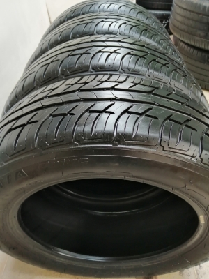 ยาง​ BF​ Goodrich​ 185​ 60 15 ปี18 ดอกเต็ม ​ไม่มี​ปะ​ เนื้อ​นิ่ม​ๆ​ ใช้ยาว ราคาไม่​แพง​