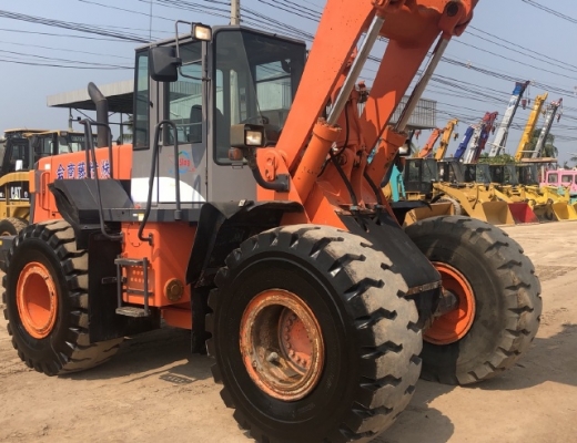 ขายรถตักล้อยาง HITACHI LX160-7 (TCM L32-3) นำเข้าเองจากญี่ปุ่น สภาพสวยพร้อมใช้ มีVDOการทำงานครับ ขายรถตักล้อยาง HITACHI LX160-7 (TCM L32-3) นำเข้าเองจากญี่ปุ่น สภาพสวยพร้อมใช้ มีVDOการทำงานครับ