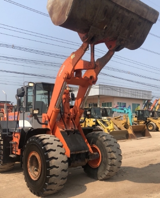 ขายรถตักล้อยาง HITACHI LX160-7 (TCM L32-3) นำเข้าเองจากญี่ปุ่น สภาพสวยพร้อมใช้ มีVDOการทำงานครับ ขายรถตักล้อยาง HITACHI LX160-7 (TCM L32-3) นำเข้าเองจากญี่ปุ่น สภาพสวยพร้อมใช้ มีVDOการทำงานครับ