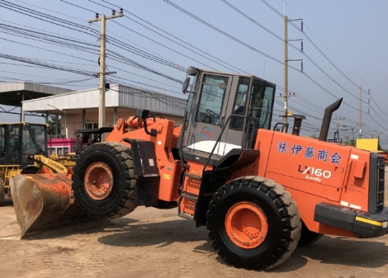 ขายรถตักล้อยาง HITACHI LX160-7 (TCM L32-3) นำเข้าเองจากญี่ปุ่น สภาพสวยพร้อมใช้ มีVDOการทำงานครับ ขายรถตักล้อยาง HITACHI LX160-7 (TCM L32-3) นำเข้าเองจากญี่ปุ่น สภาพสวยพร้อมใช้ มีVDOการทำงานครับ