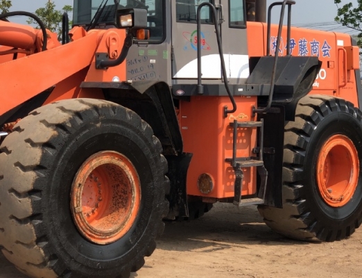 ขายรถตักล้อยาง HITACHI LX160-7 (TCM L32-3) นำเข้าเองจากญี่ปุ่น สภาพสวยพร้อมใช้ มีVDOการทำงานครับ ขายรถตักล้อยาง HITACHI LX160-7 (TCM L32-3) นำเข้าเองจากญี่ปุ่น สภาพสวยพร้อมใช้ มีVDOการทำงานครับ