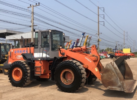 ขายรถตักล้อยาง HITACHI LX160-7 (TCM L32-3) นำเข้าเองจากญี่ปุ่น สภาพสวยพร้อมใช้ มีVDOการทำงานครับ ขายรถตักล้อยาง HITACHI LX160-7 (TCM L32-3) นำเข้าเองจากญี่ปุ่น สภาพสวยพร้อมใช้ มีVDOการทำงานครับ