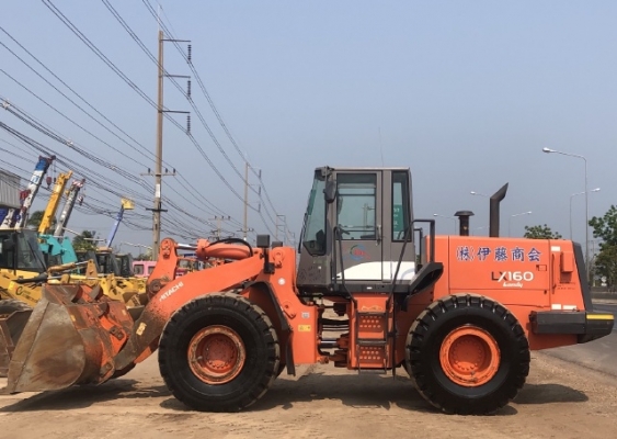 ขายรถตักล้อยาง HITACHI LX160-7 (TCM L32-3) นำเข้าเองจากญี่ปุ่น สภาพสวยพร้อมใช้ มีVDOการทำงานครับ ขายรถตักล้อยาง HITACHI LX160-7 (TCM L32-3) นำเข้าเองจากญี่ปุ่น สภาพสวยพร้อมใช้ มีVDOการทำงานครับ