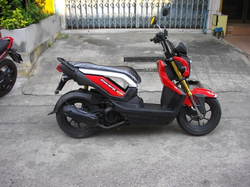 ขาย Honda Zoomer X ล้อแม็ก หัวฉีด ไมล์5000โล สวยสด เครื่องเดิมดีเยี่ยม ราคา 24500 บาท