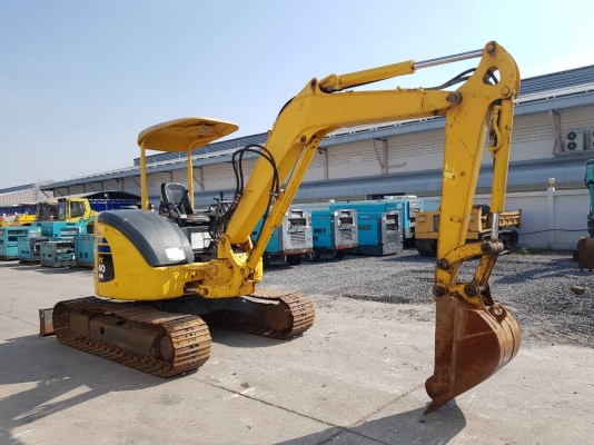 เคลียร์สต๊อค 4ตัน PC40MR-2 ปี2006 เก่าญี่ปุ่น ไม่เคยใช้งานในไทย เคลียร์สต๊อค 4ตัน PC40MR-2 ปี2006 เก่าญี่ปุ่น ไม่เคยใช้งานในไทย