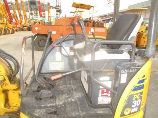 เคลียร์สต๊อค 3ตัน ขาย PC30MR-2 ปี2006 จากญี่ปุ่นแท้ๆ สภาพดีๆ 092-929-9942 ธีรเทพ เคลียร์สต๊อค 3ตัน ขาย PC30MR-2 ปี2006 จากญี่ปุ่นแท้ๆ สภาพดีๆ 092-929-9942 ธีรเทพ