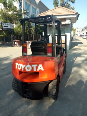 รถโฟล์คลิฟท์