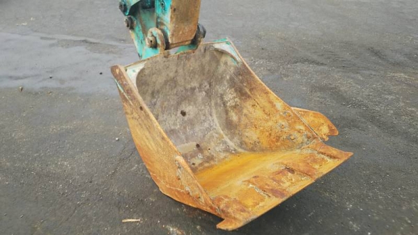 มาใหม่ครับ รถแบคโฮ KOBELCO SK100-3 MARK-V SUPER จอล่าง นำเข้าจากญี่ปุ่น โทร.090-986-2521 อ๊อบ