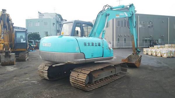 มาใหม่ครับ รถแบคโฮ KOBELCO SK100-3 MARK-V SUPER จอล่าง นำเข้าจากญี่ปุ่น โทร.090-986-2521 อ๊อบ
