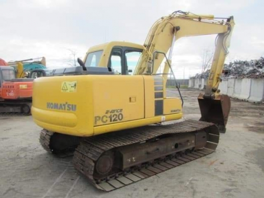 ขายจ้า..KOMATSU PC120-6EO เก่านอกแท้  เครื่องปั๊มแห้ง แทรค70 มีลายแย๊ก พร้อมใช้ โทร 080-3818694 จ๊อย