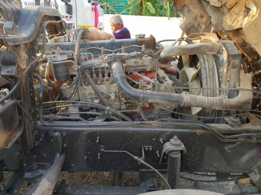 ขายหัวลาก ISUZU DECA270 แรงม้าปี47 พร้อมหางพื้นเรียบสามมิตรสองเพลาปี46 ยาว10เมตร