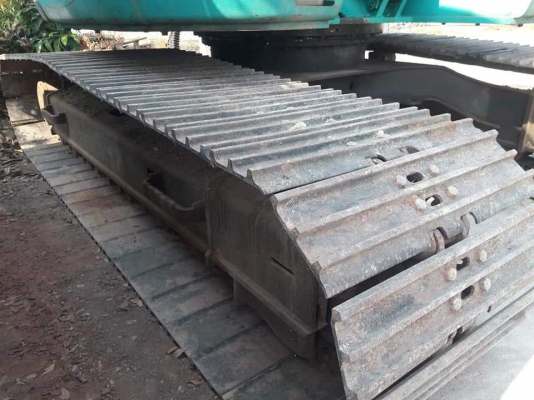 ขายจ้า..KOBELCO SK135SR-1E YY03 เก่านอกแท้  ปี 2006 เดืมๆๆ6,xxxชั่วโมง โทร 089-3818694 จ๊อย