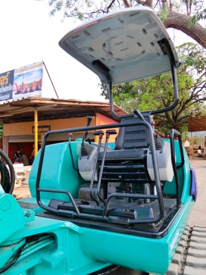 KOMATSU 40-7 ขนาดPC-40 <มีVDOให้ชม>รถเก่านอกมีเอกสารอินวอย☎️ติดต่อ 085-5632278 <ราคาต่อรองได้>