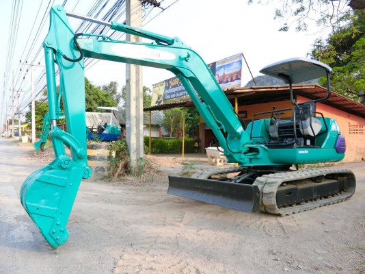KOMATSU 40-7 ขนาดPC-40 <มีVDOให้ชม>รถเก่านอกมีเอกสารอินวอย☎️ติดต่อ 085-5632278 <ราคาต่อรองได้>